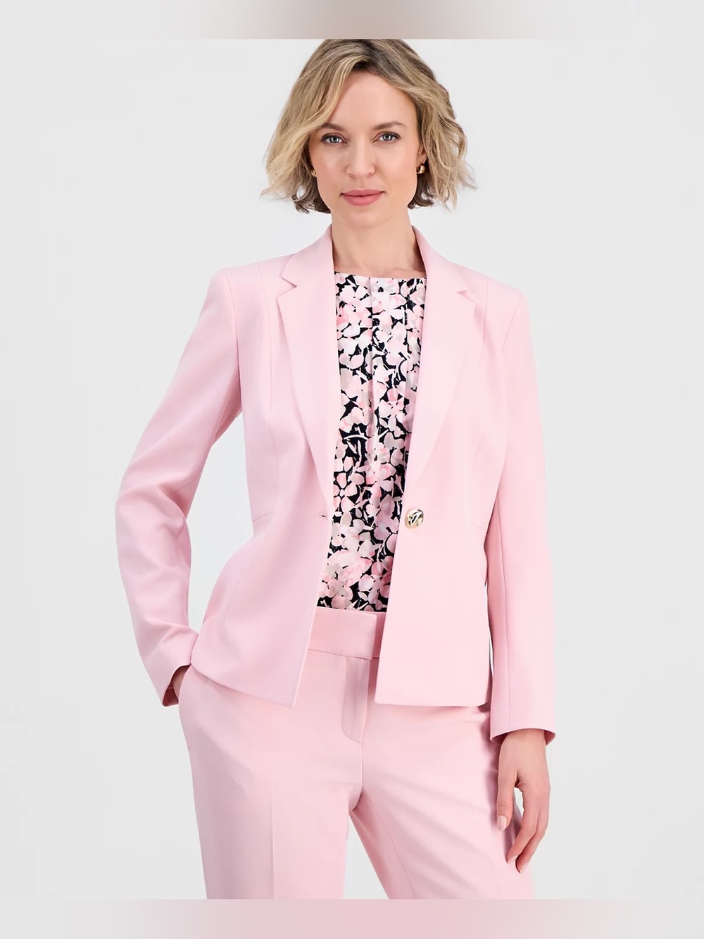 Pink Tailored Single-Button Women's Blazer set
